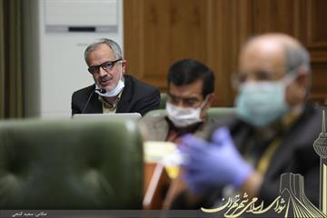 واکنش احمد مسجدجامعی به گزارش رییس ستاد مقابله با کرونا در استان تهران  مدیریت یکپارچه شهری را که در قانون آمده، در عمل نداریم